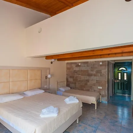 Blue Princess And 酒店 里亚帕德斯