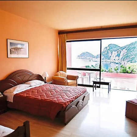 Blue Princess And 4* لياباديس