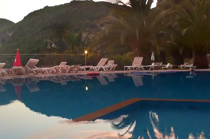 Отель Blue Princess And 4*